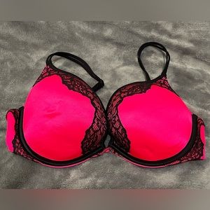 Victoria’s Secret Very Sexy Push Up Bra - Size 36C